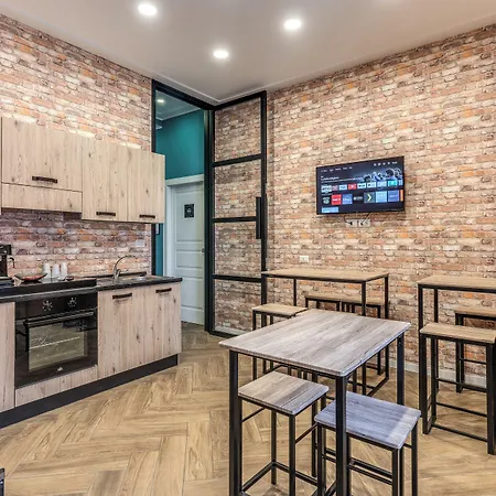 Gravina8 - In 4* Nápoly